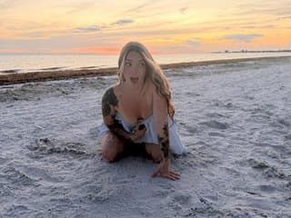 Interactive toys Girl discovers pleasure of interactive wand during 1v1 camsex Artistgirl