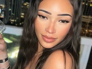 Check out ValeriaImaniLin, a babe who brings the heat on 1 on 1 sex cams.