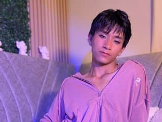 Watch cococump, a great guy, on sex cam 1v1 for excitement.
