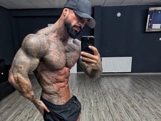 Connect deeply with jasonstromm, the guy on your sex cam 1v1 journey.